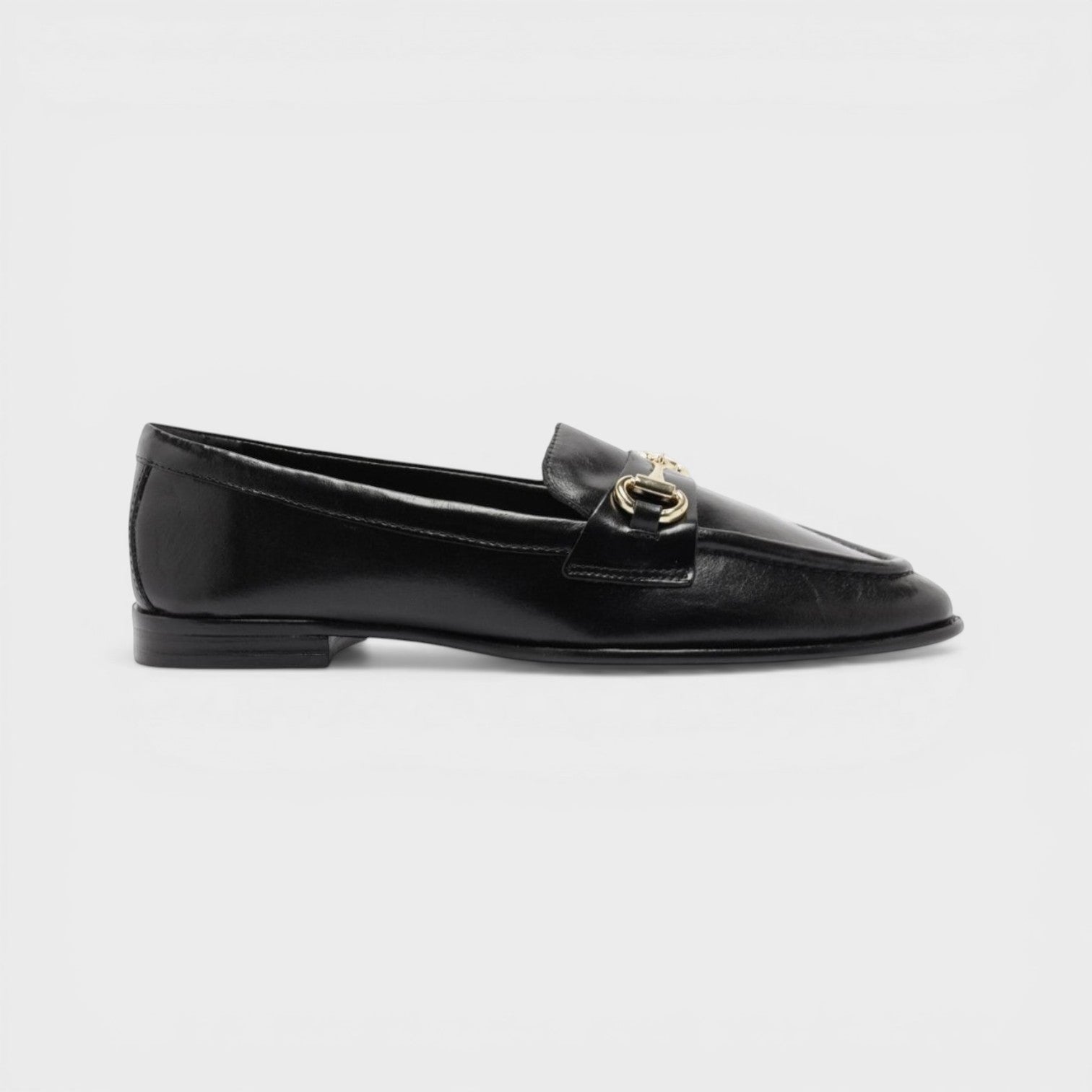Mocassim Feminino Arezzo ref. MOCASSIM PRETO - VintedoisK