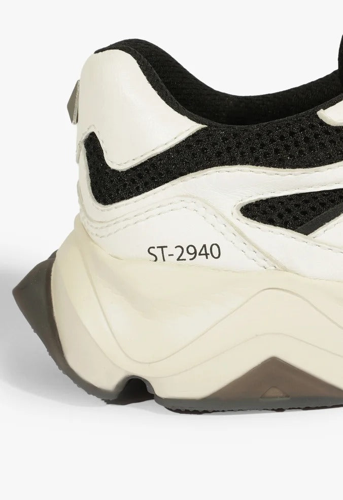 Tênis Feminina SCHUTZ ref. 2940 BRANCO - VintedoisK