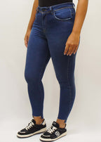 Calça Feminina REVANCHE ref. JEANS SKINNY - VintedoisK