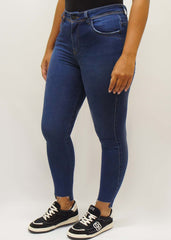 CALÇA JEANS SKINNY DETALHE BOLSOS 201042 REVANCHE