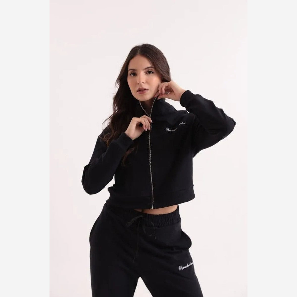 BLUSA MOLETINHO BORDADA GL ALTA BLFEM00185 REVANCHE Imagem secundária do produto