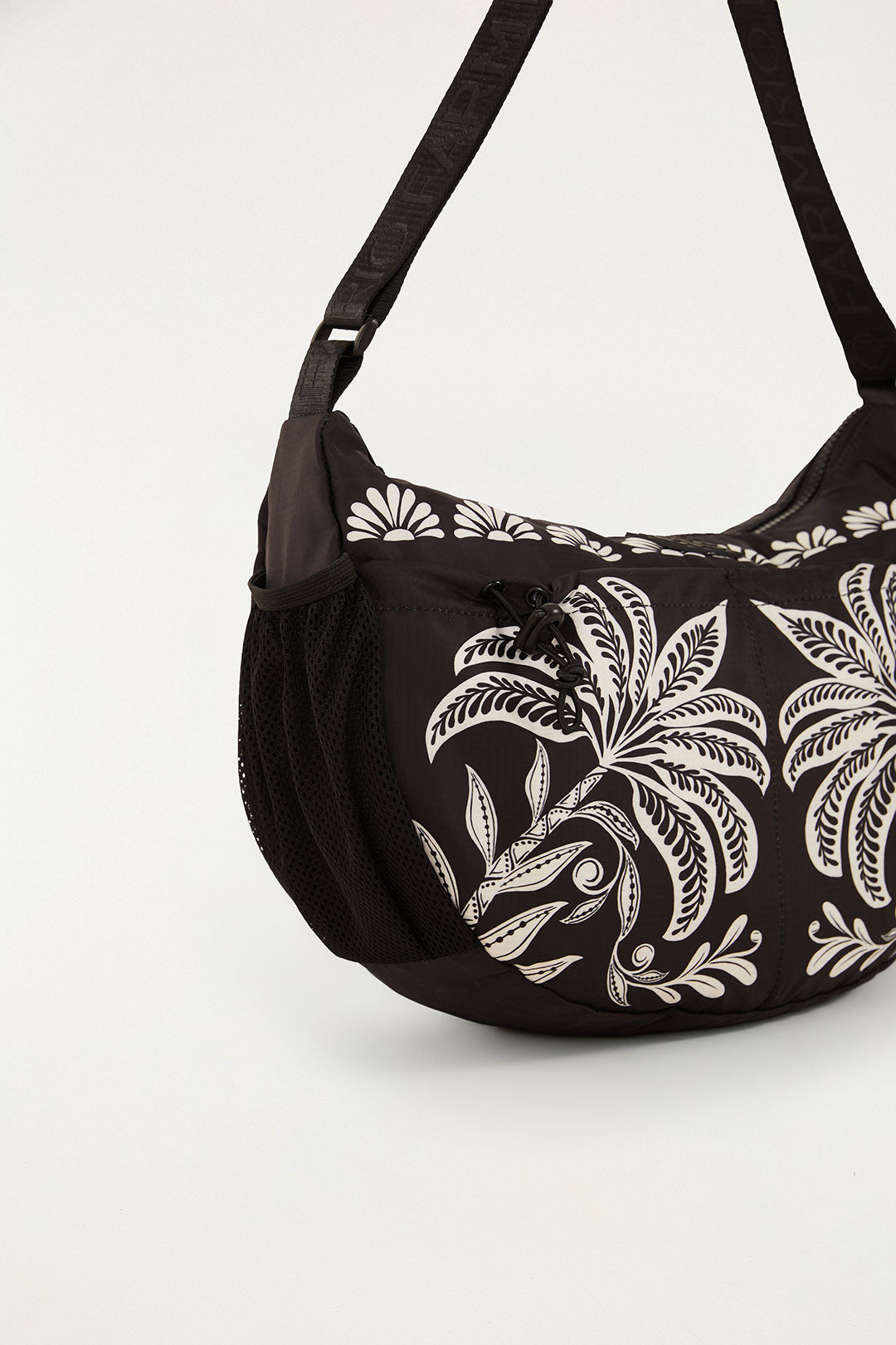 Bolsa Feminina Farm ref. BOLSA FARM - VintedoisK