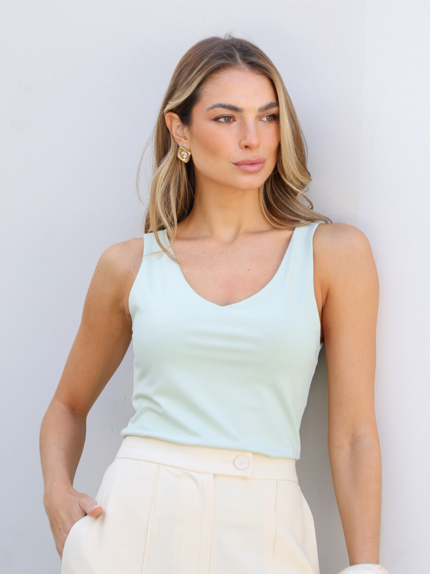 Blusa Feminina Skenn ref. BLUSA DECOTE - VintedoisK Imagem principal do produto