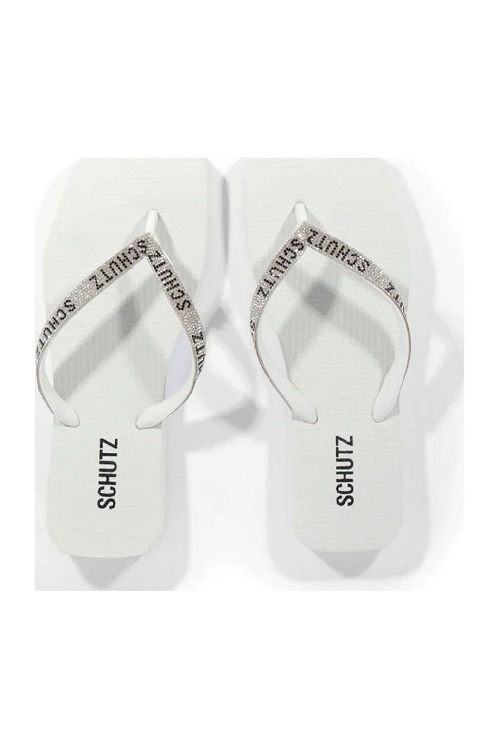 Chinelo Schutz branco com tira de strass e logo SCHUTZ, par visto de cima