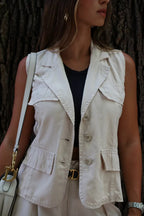 Look completo blusa colete alfaiataria Atlantic 8729 Alcance feminina