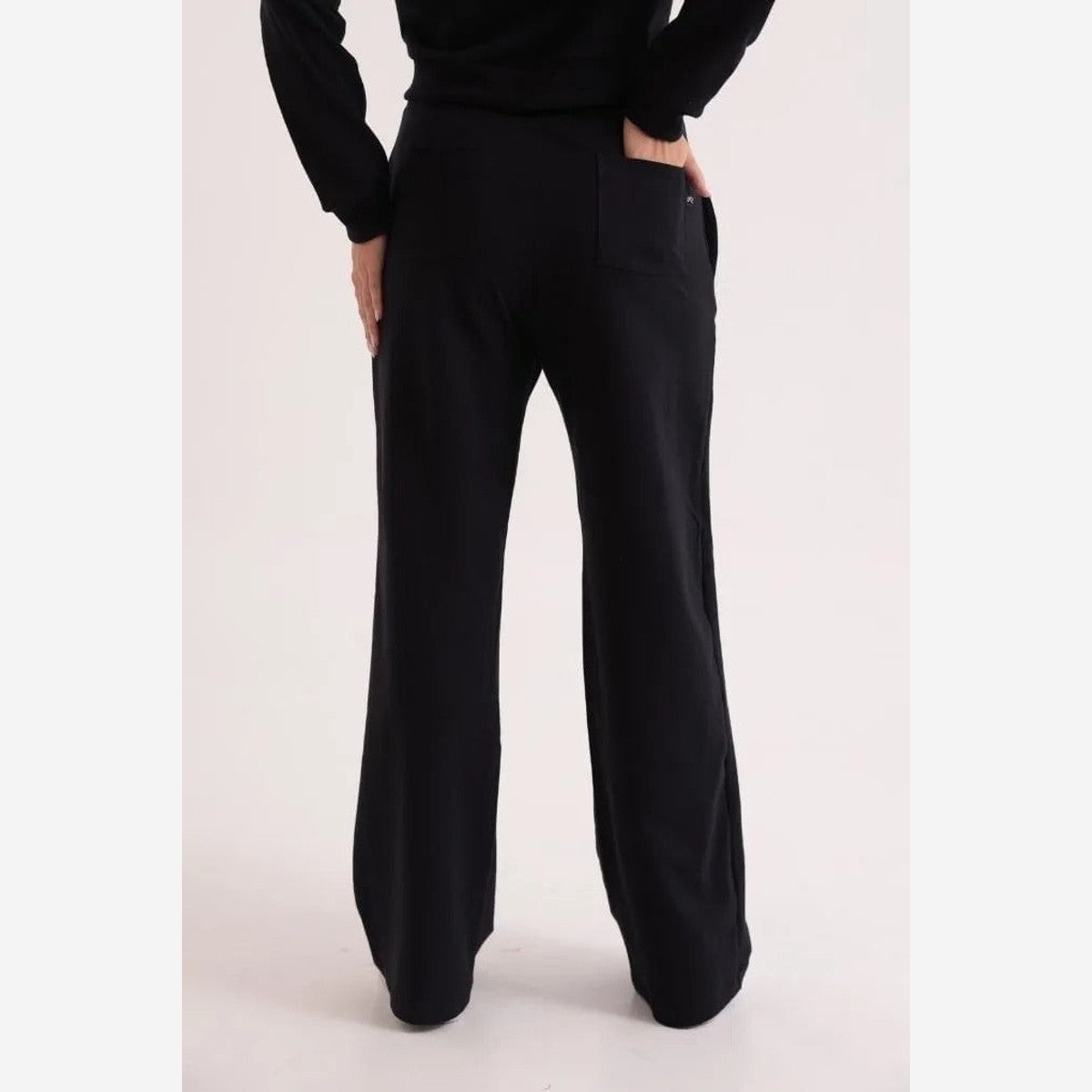 CALÇA MOLETINHO BORDADA ELASTICO CAFEM00392 REVANCHE