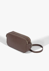 BOLSA TIRACOLO PEQUENA NICKY COURO MARROM S 50015 0865 0002 SCHUTZ
