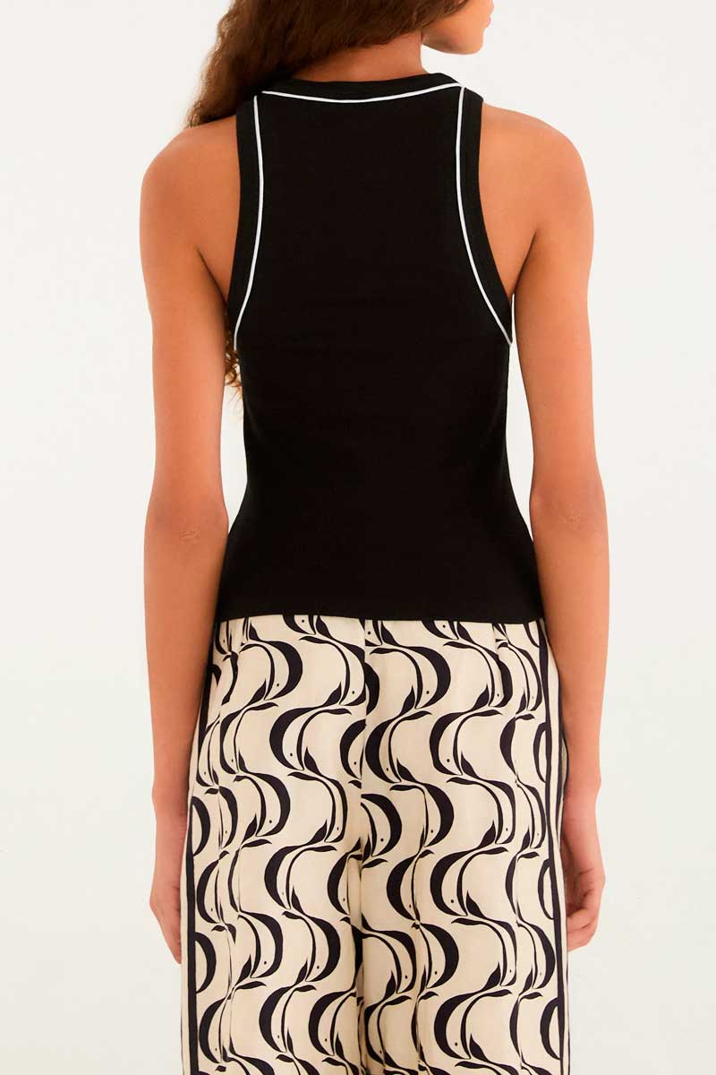 Blusa regata rib com detalhe franzido Farm Rio, vista costas