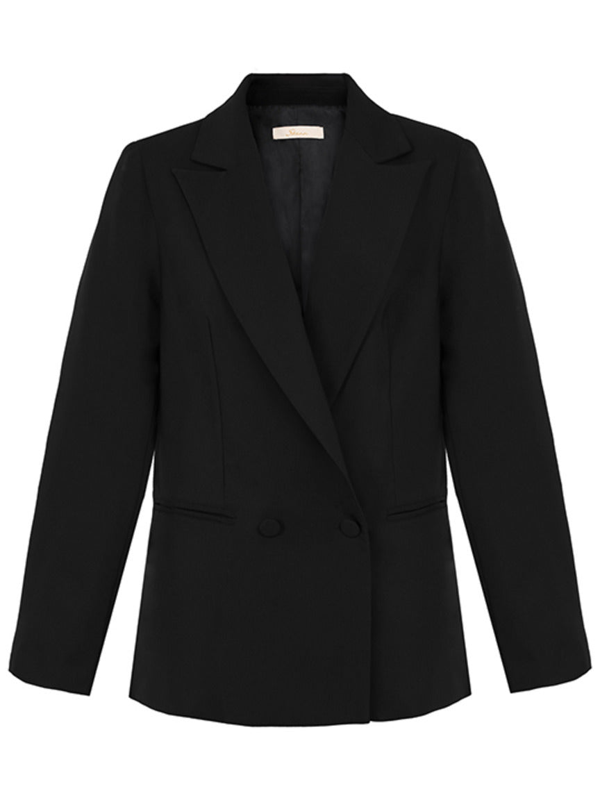 Detalhe da ombreira estruturada blazer Skenn 413701