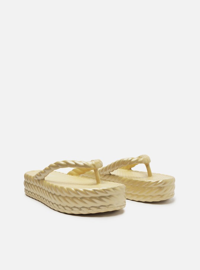 Sandália Feminina BRIZZA ref. DOURADA FLATFORM - VintedoisK