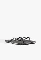 Chinelo Feminina SCHUTZ ref. CHINELO PRETO - VintedoisK