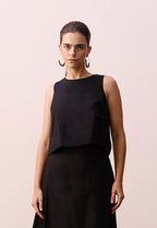 Blusa decote transpassado Cacay feminina, vista frontal do decote
