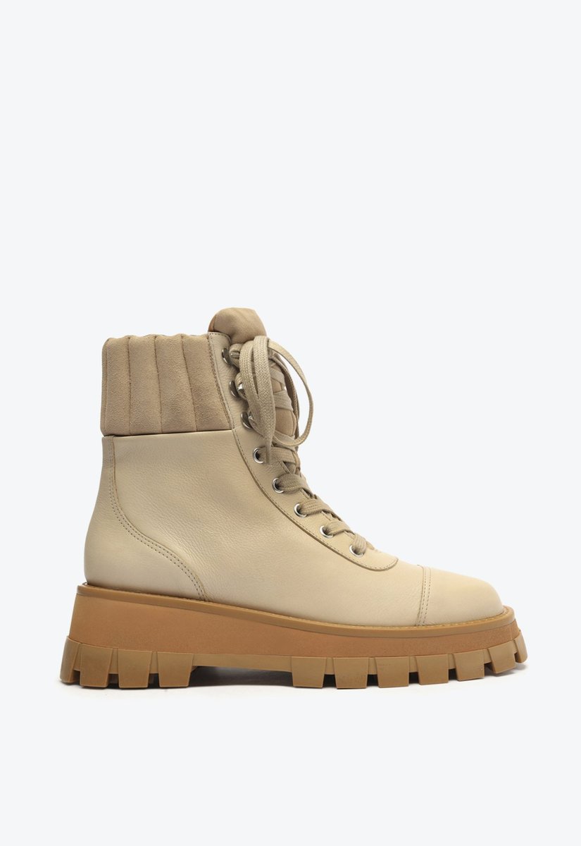 Bota Feminina Schutz ref. BOTA TRATORADA - VintedoisK Imagem principal do produto