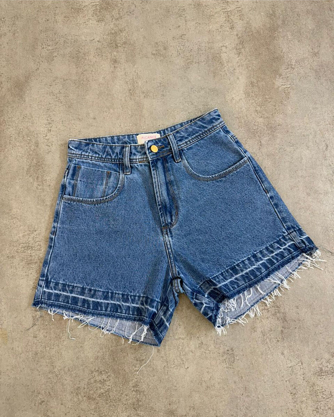 Shorts Feminina ALCANCE ref. SHORTS JEANS - VintedoisK