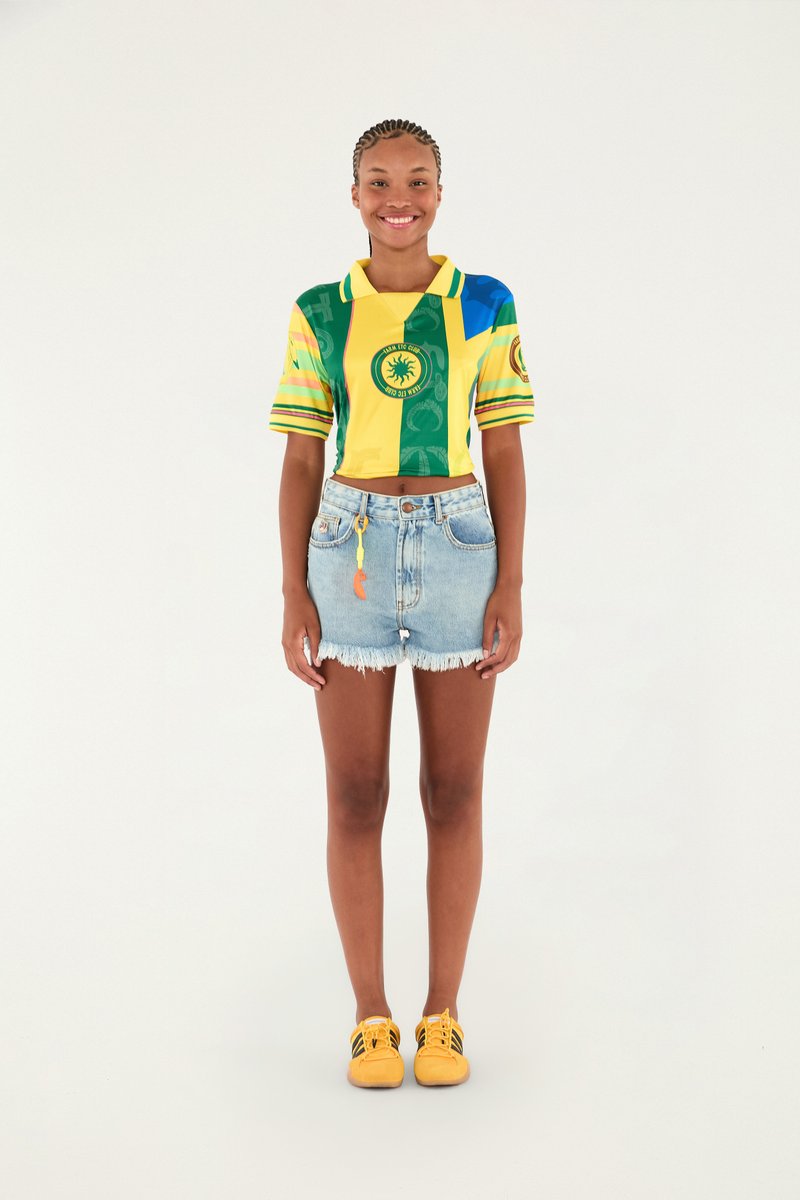 Camisa Feminino Farm rio ref. CAMISA ESPORTIVA - VintedoisK