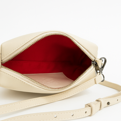 BOLSA TIRACOLO MODERNA TACHAS BRANCA C 50002 0140 0002 ANACAPRI