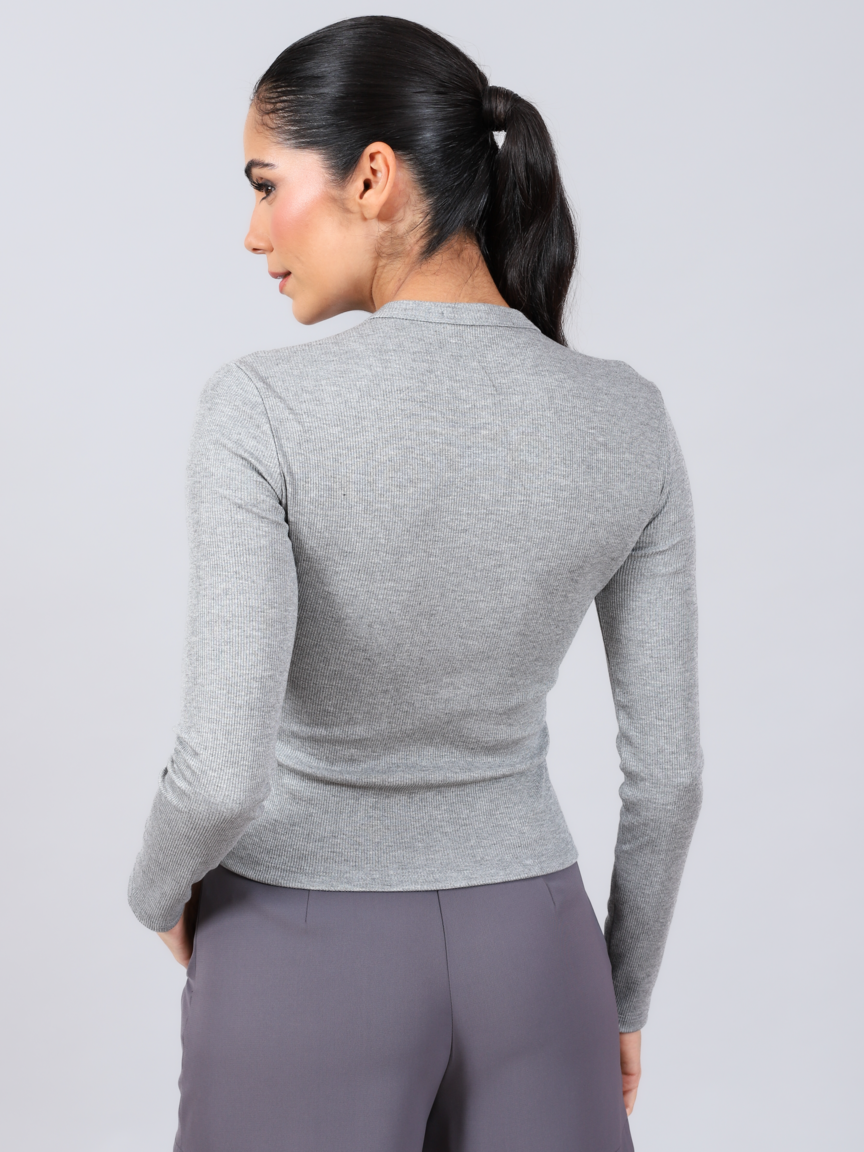 Blusa rib Skenn, mangas e ajuste dos ombros