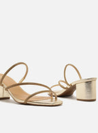 Sandália Feminina Arezzo ref. TAMANCO DOURADO - VintedoisK