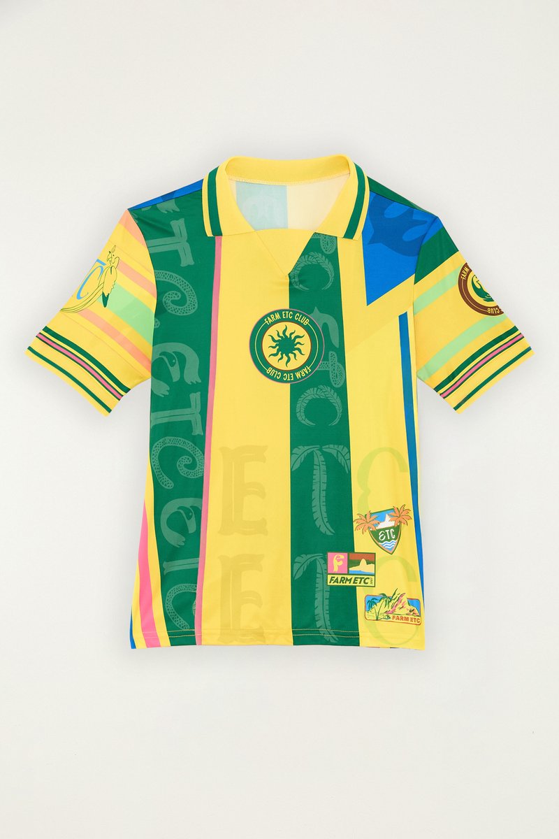 Camisa Feminino Farm rio ref. CAMISA ESPORTIVA - VintedoisK