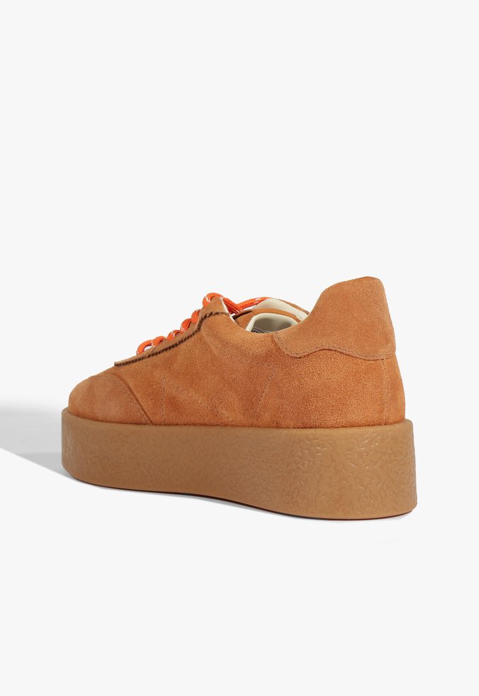 Tênis Feminina SCHUTZ ref. FLATFORM COURO - VintedoisK