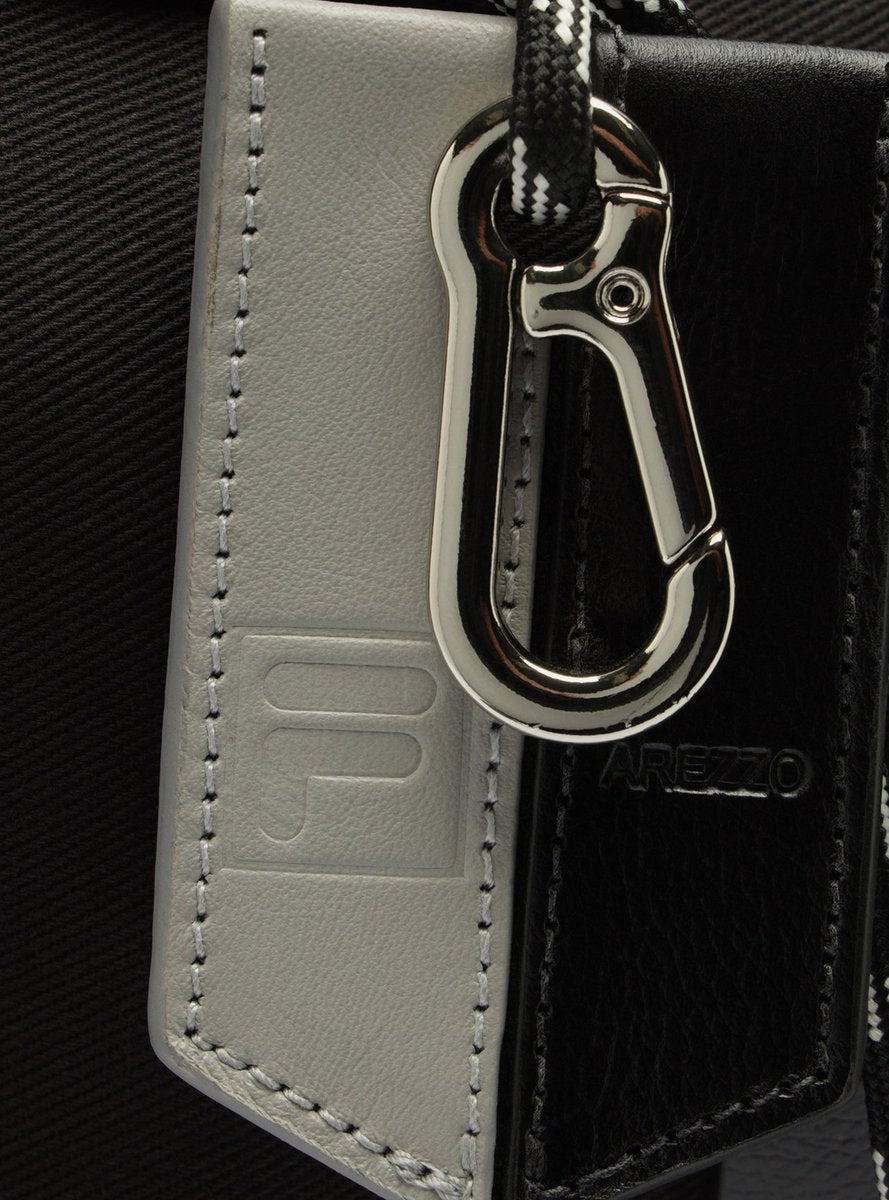 Bolsa Feminina Arezzo ref. BOLSA SHOPPING - VintedoisK