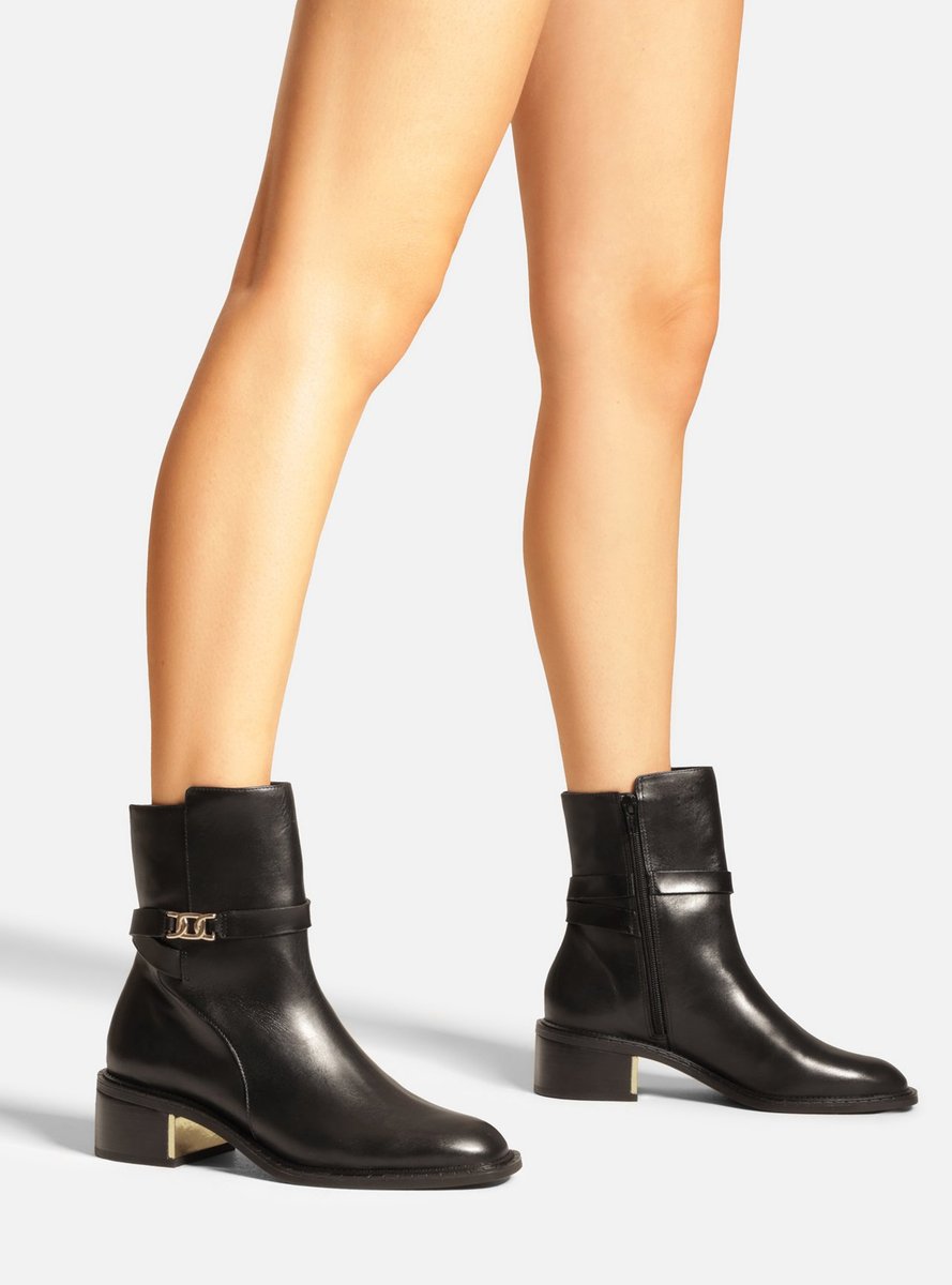 Bota Feminina Arezzo ref. BOTA PRETA - VintedoisK