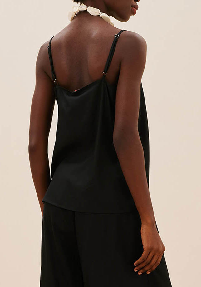 Blusa alça fina decote V Cacay feminino, vista traseira e caimento