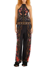 Blusa regata floral Belle Farm Rio, vista das costas com alças finas