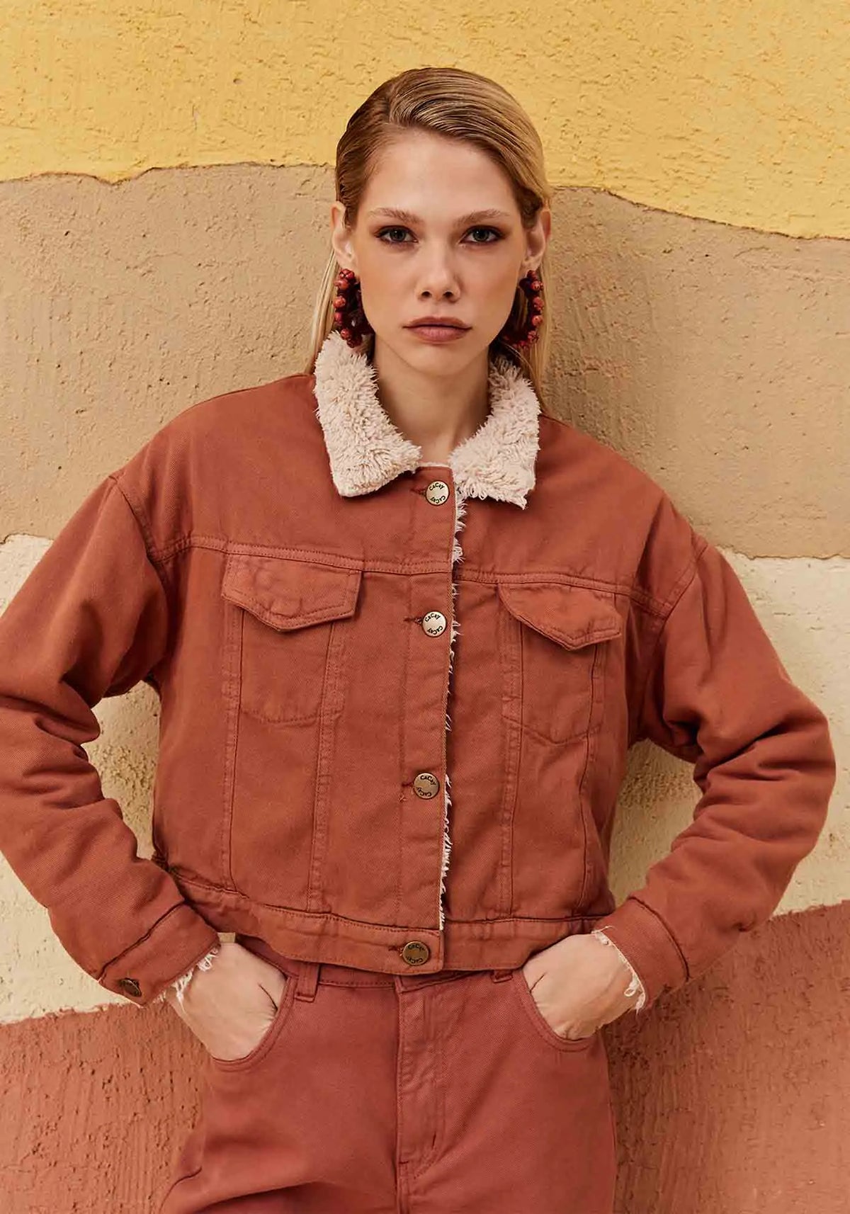 JAQUETA LISA DUBLADA SHERPA 604313 CACAY