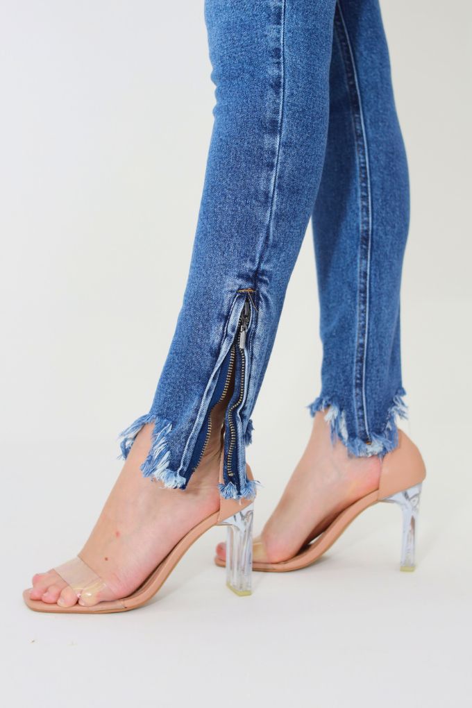 CALÇA JEANS SKINNY BARRA DESF CAFEM00471 REVANCHE Imagem secundária do produto