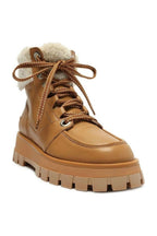 Bota Feminina SCHUTZ ref. BOTA TRATORADA - VintedoisK