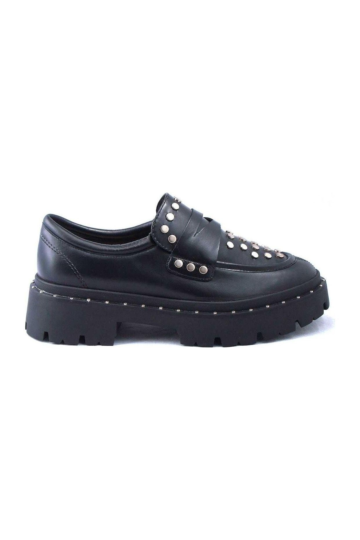 Mocassim Feminino SCHUTZ ref. MOCASSIM TACHAS - VintedoisK Imagem principal do produto