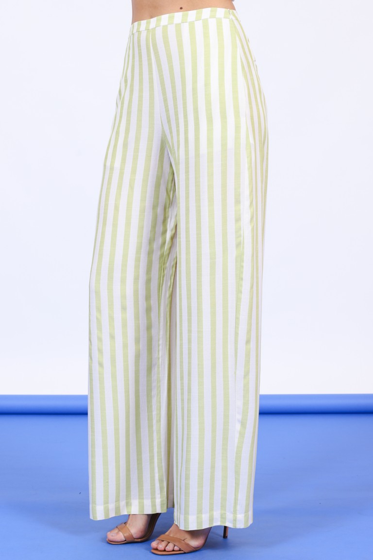 Calça Feminina SKENN ref. LISTRADA RESORT - VintedoisK Imagem principal do produto