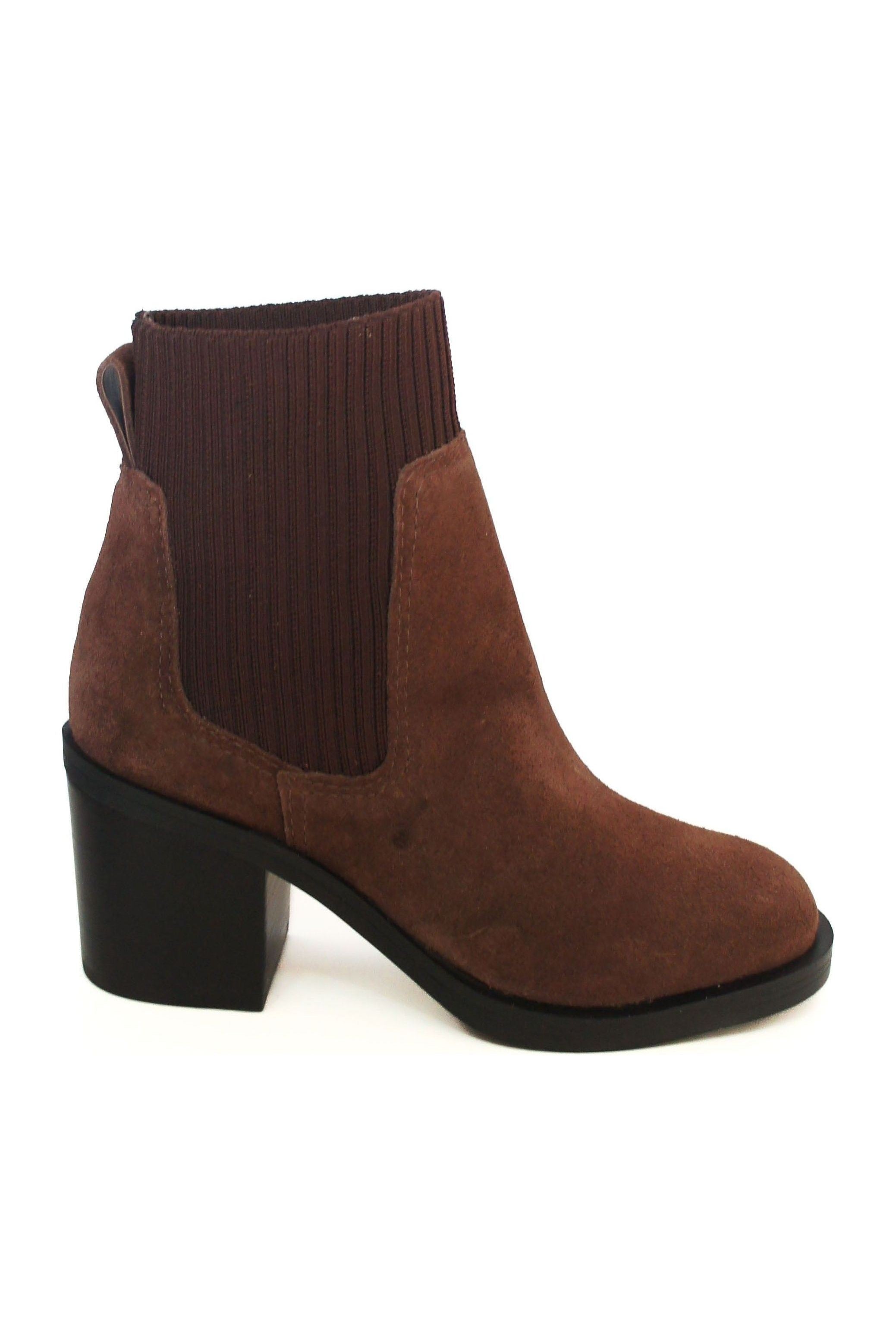 Bota Feminina SCHUTZ ref. BOTA SALTO - VintedoisK Imagem principal do produto
