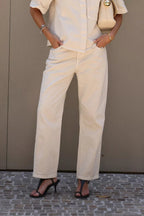 Calça Feminina ALCANCE ref. JEANS MOM - VintedoisK