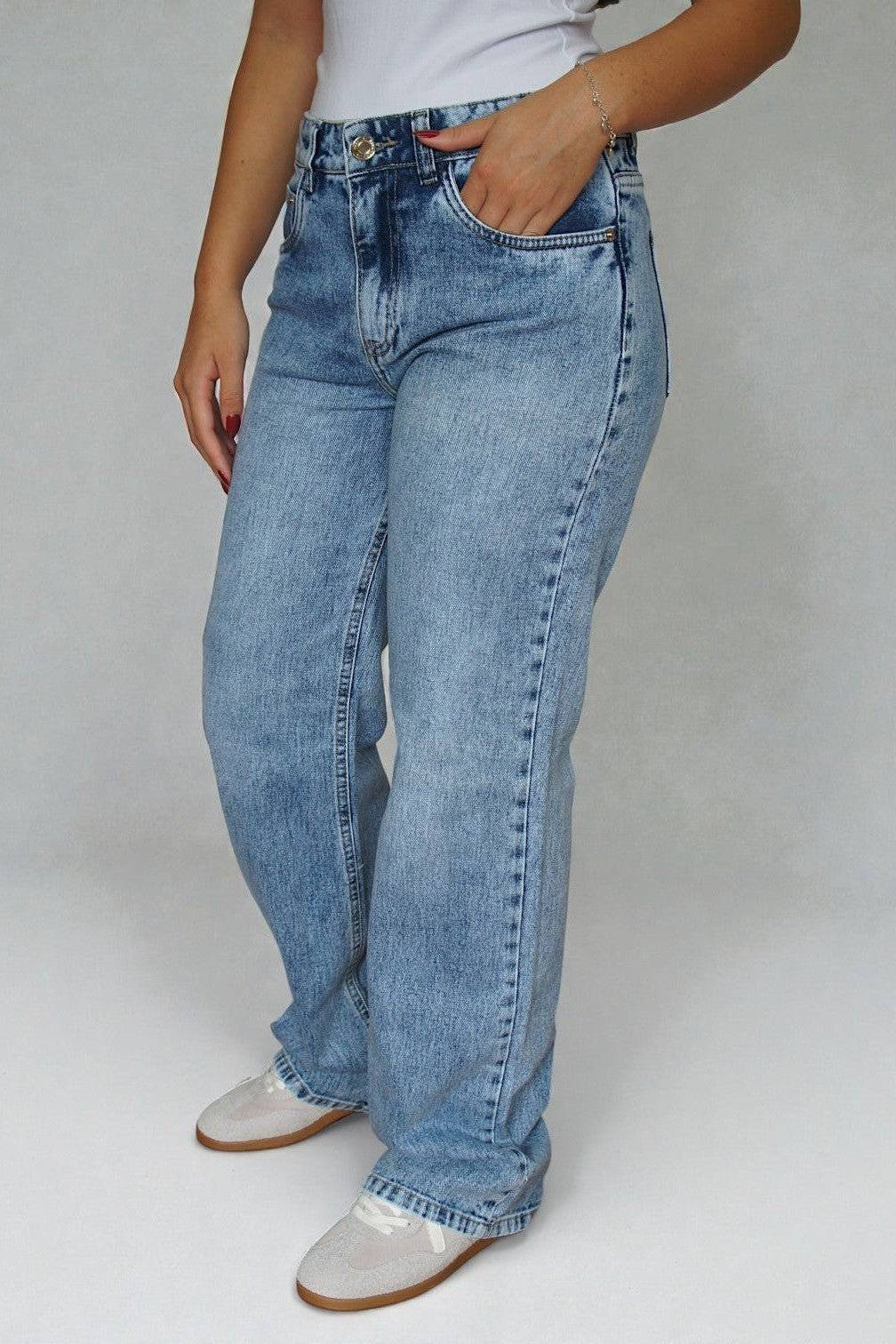 Calça Feminina REVANCHE ref. JEANS WIDE - VintedoisK Imagem principal do produto