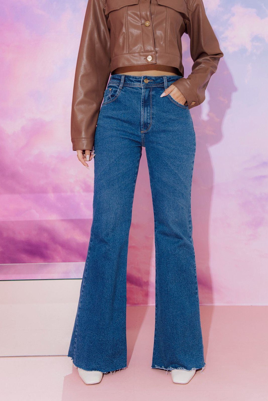 Calça Feminina Alcance ref. JEANS FLARE - VintedoisK Imagem principal do produto