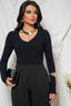 Blusa canelada transpassada Skenn feminina, frente com detalhe transpassado
