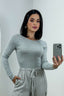 Blusa top ribinha raglan Skenn branca frente feminina