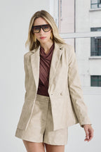 Blazer alfaiataria transpassado preto frente feminino Skenn