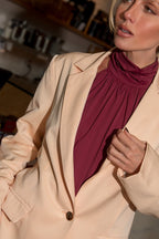 Blazer alfaiataria 413801 Skenn feminino preto frontal