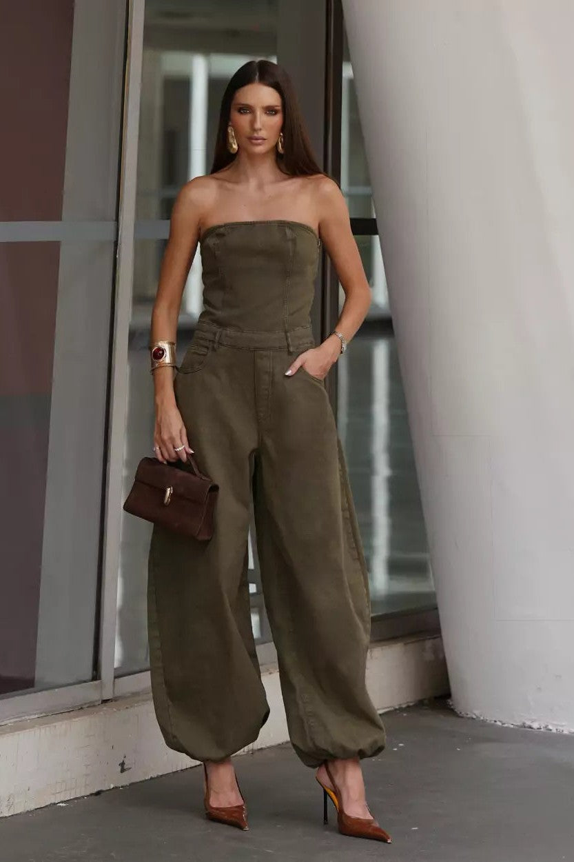 Macacão Feminino Alcance ref. JEANS ALADIM - VintedoisK Imagem principal do produto