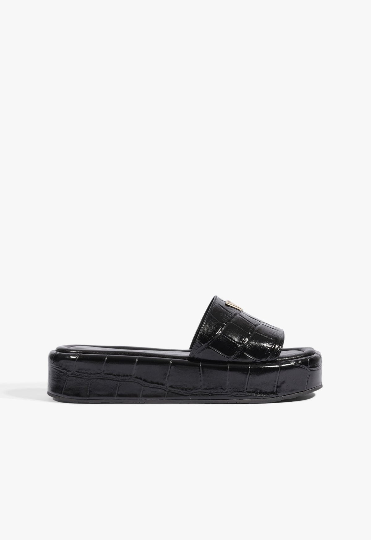 Papete Schutz Viena plataforma em couro croco preto, vista lateral com tira frontal e logo dourado Imagem principal do produto