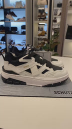 TÊNIS COURT BRANCO E PRETO S 22127 0001 0023 SCHUTZ
