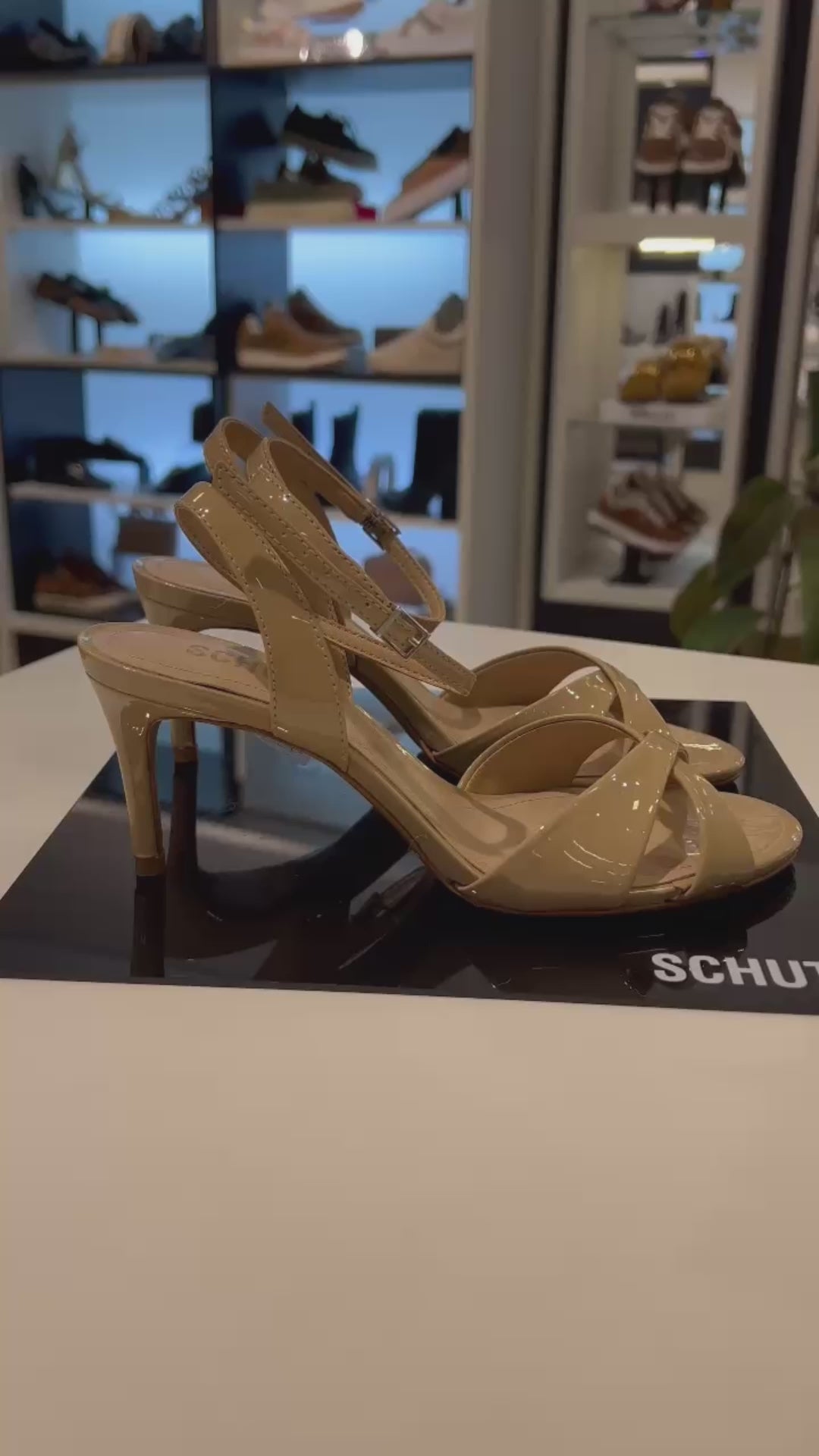 SANDÁLIA CRUZADA SALTO BICO FINO NUDE S 20884 0057 0004 SCHUTZ
