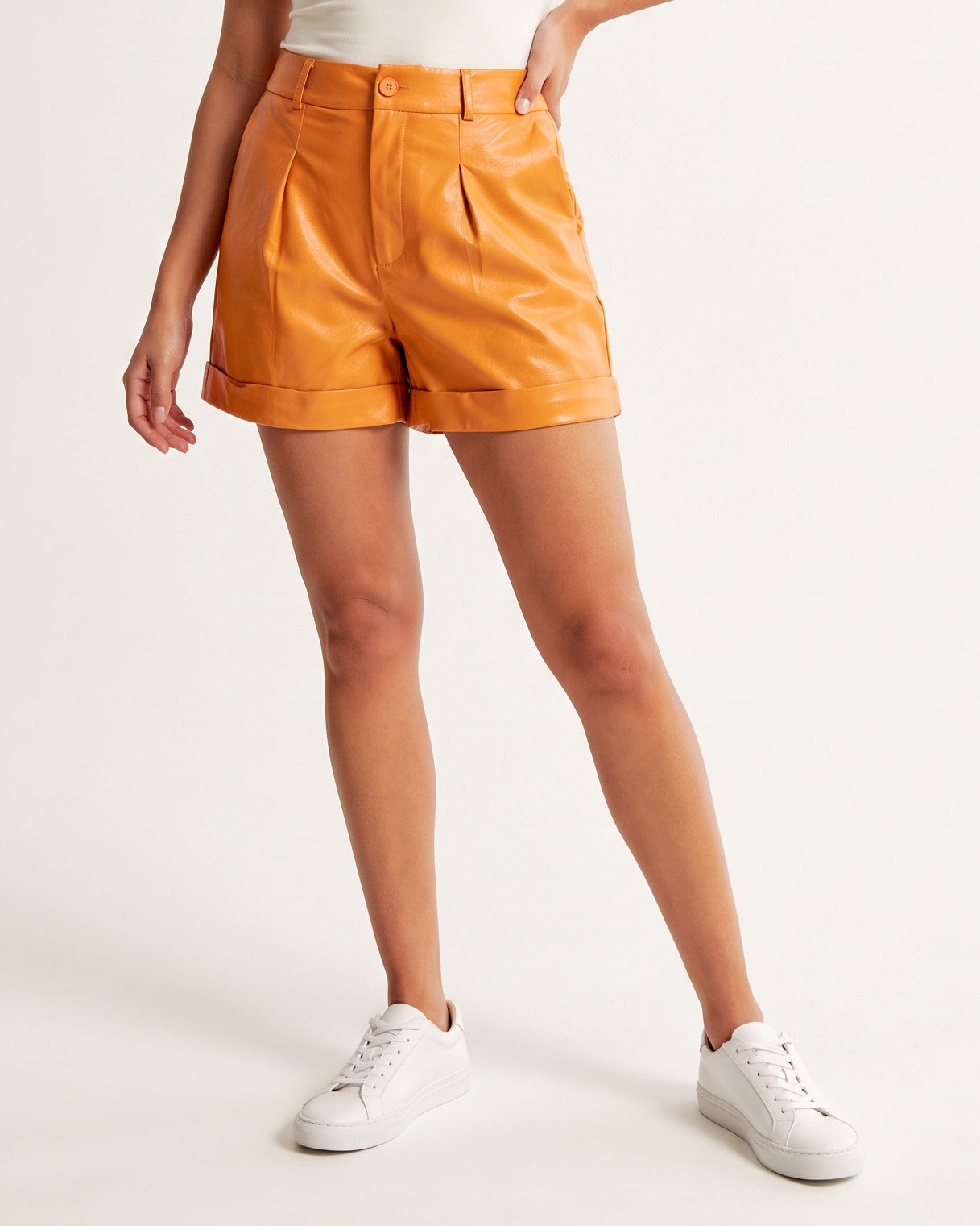 Shorts Couro Alfaiataria 353403 Skenn Imagem secundária do produto